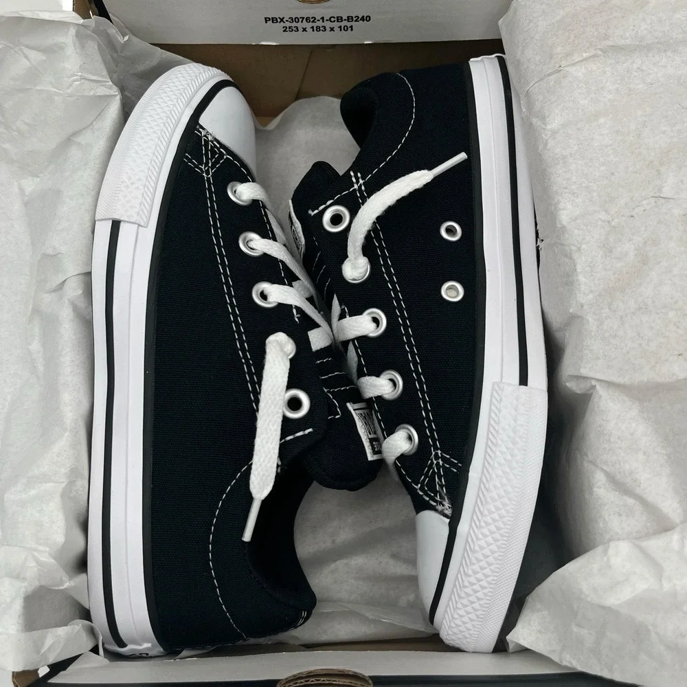 Converse Chuck Taylor Street Youth Boys Girls Low Top Sneaker Size 3 Black White